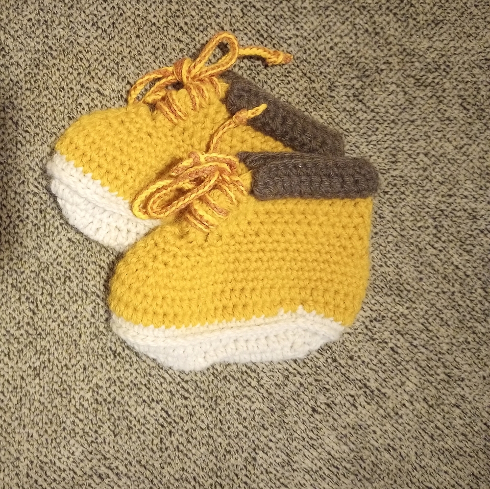 Knitted Baby Timberland Booties